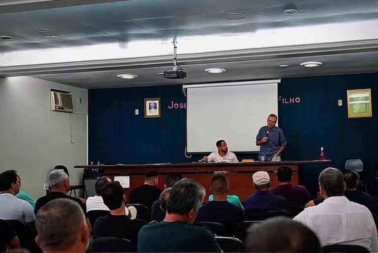 Eduardo Paes ouve demandas do setor ceramista e defende conclusão da Estrada dos Ceramistas durante agenda em Campos