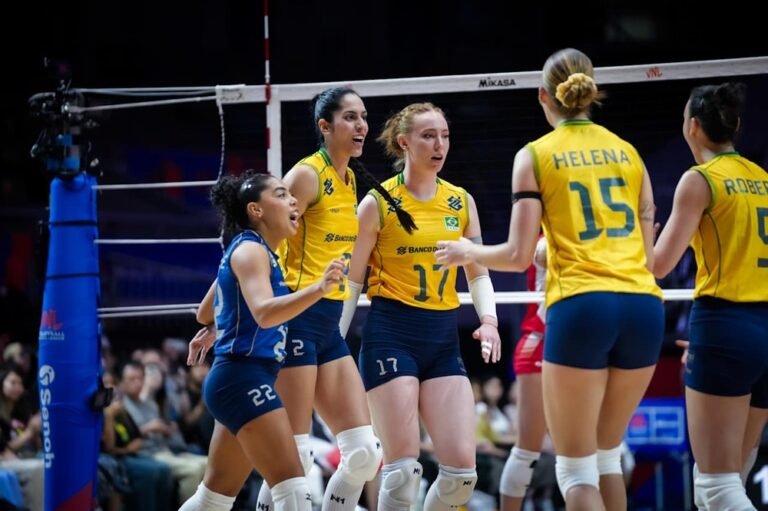 Brasil enfrenta os Estados Unidos de olho na liderança da Liga das Nações de Vôlei Feminino