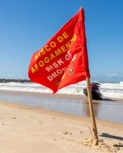 Mais de 600 banhistas foram resgatados em praias do Norte Fluminense no primeiro semestre