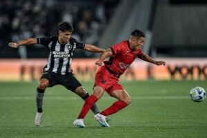 Botafogo recebe o Athletico-PR nesta segunda-feira pelo Brasileirão