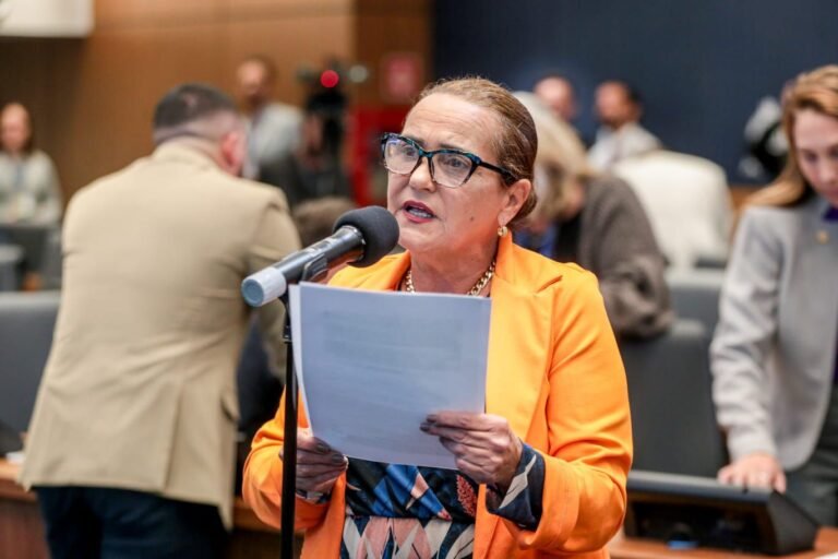 Projeto na Alerj propõe criação de fundo estadual para pessoas neurodivergentes