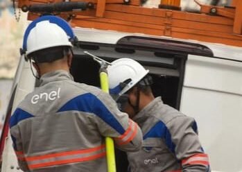 Enel Rio abre 476 vagas para analistas, supervisores, eletricistas e técnicos