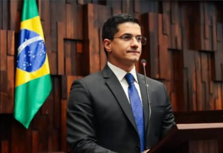 Projeto que prevê reconstrução testicular pelo SUS após tratamento contra o câncer avança na Alerj