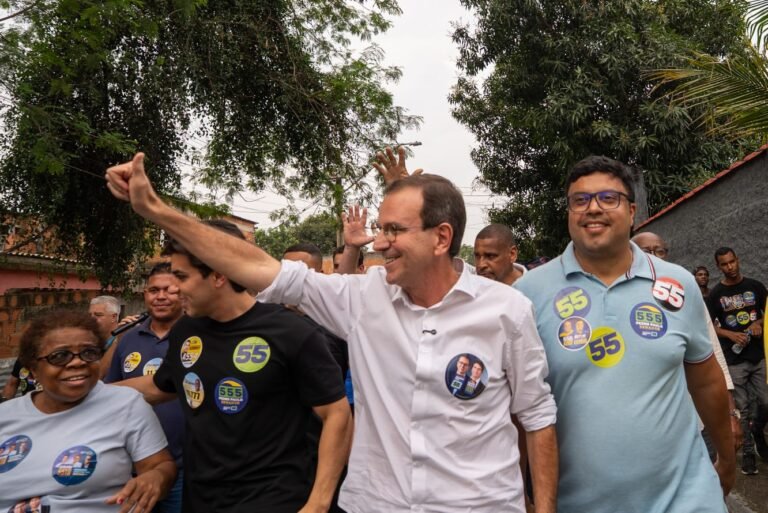 Eduardo Paes promete concluir batalhão da PM em Nova Iguaçu e ampliar efetivo na Baixada