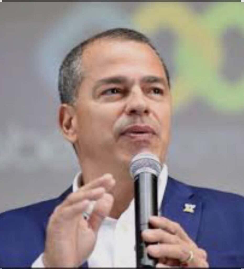Frederico Paes admite possibilidade de disputar reeleição em 2028