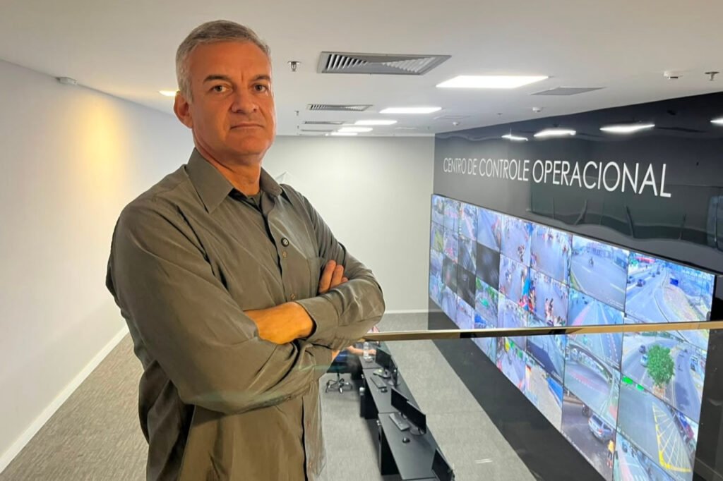 CCO de Campos orienta como solicitar imagens de acidentes e explica uso de reconhecimento facial