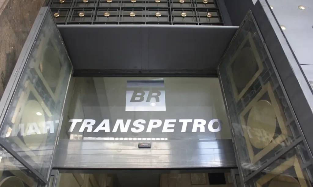 Transpetro abre concurso com 4.171 oportunidades e salários de até R$ 15 mil