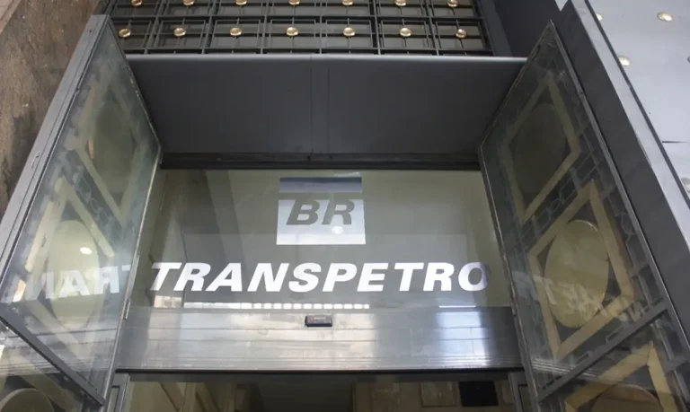 Transpetro abre concurso com 4.171 oportunidades e salários de até R$ 15 mil