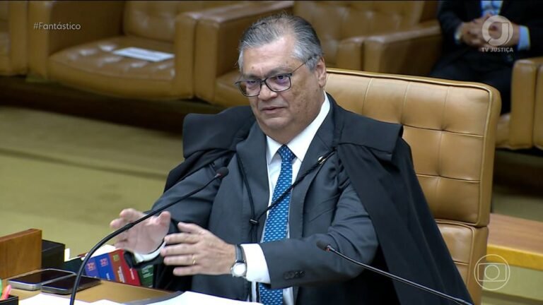 Flávio Dino manda reintegrar cúpula da PF afastada por André Mendonça