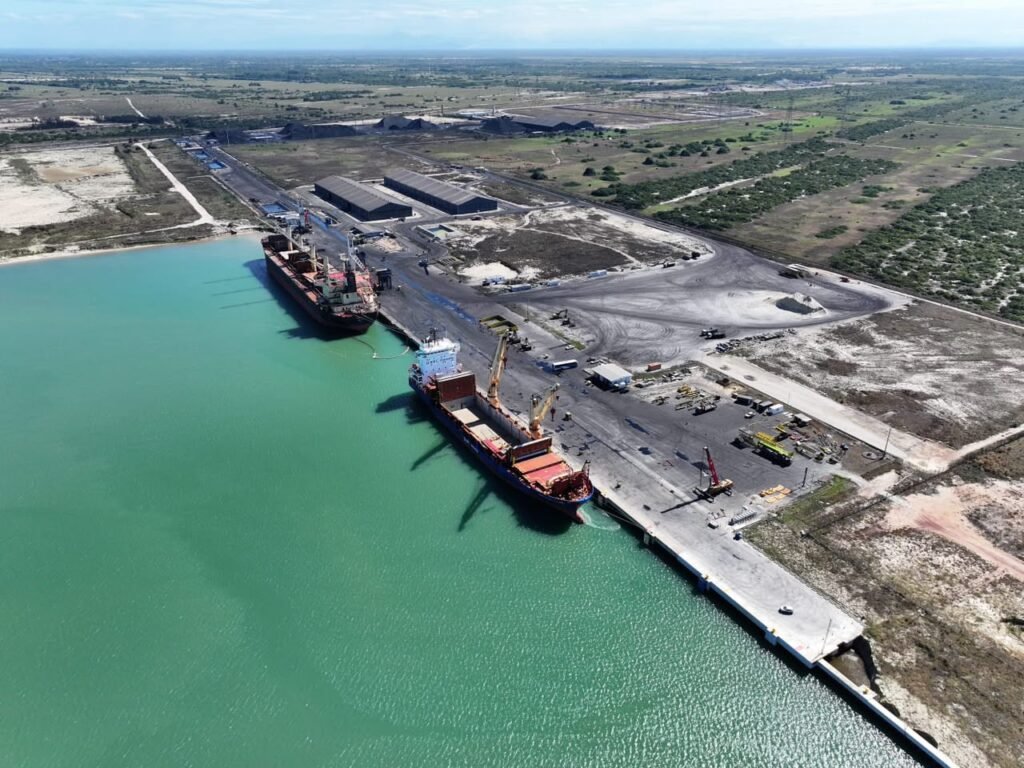 Porto do Açu conclui expansão do T-MULT com investimento de R$ 200 milhões