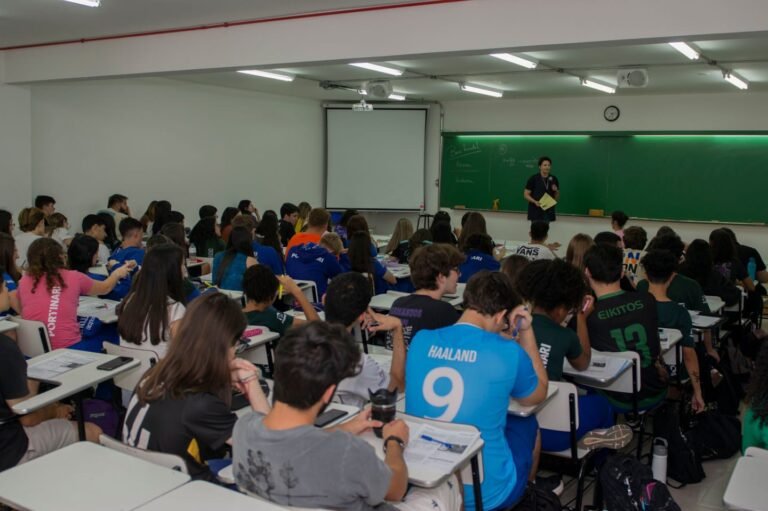 Aulão gratuito do Enem deve reunir 2 mil estudantes em Maricá nesta quinta